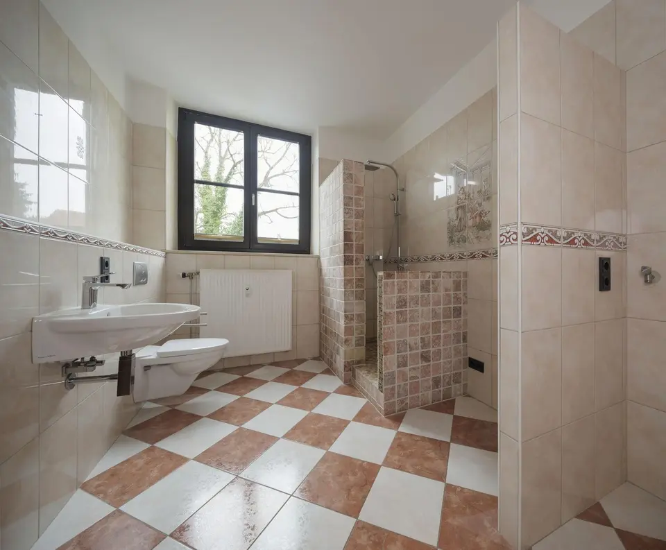 3 Zimmer Wohnung mit 104 m² in Regensburg – Bild 3