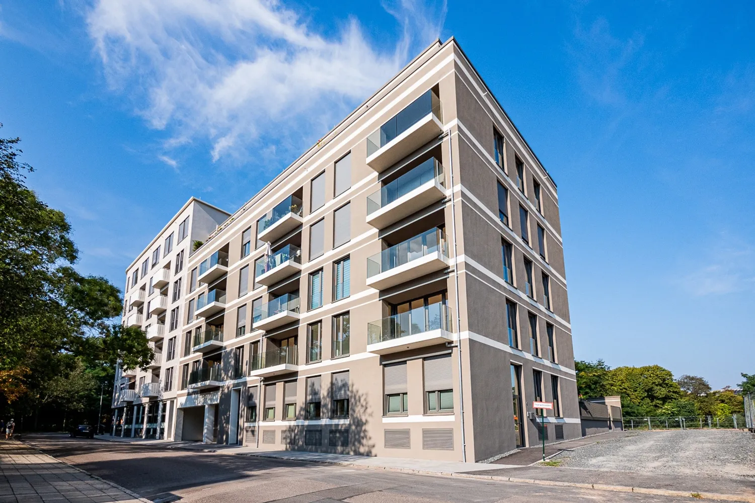 4 Zimmer Wohnung mit 104 m² in Dresden – Bild 1