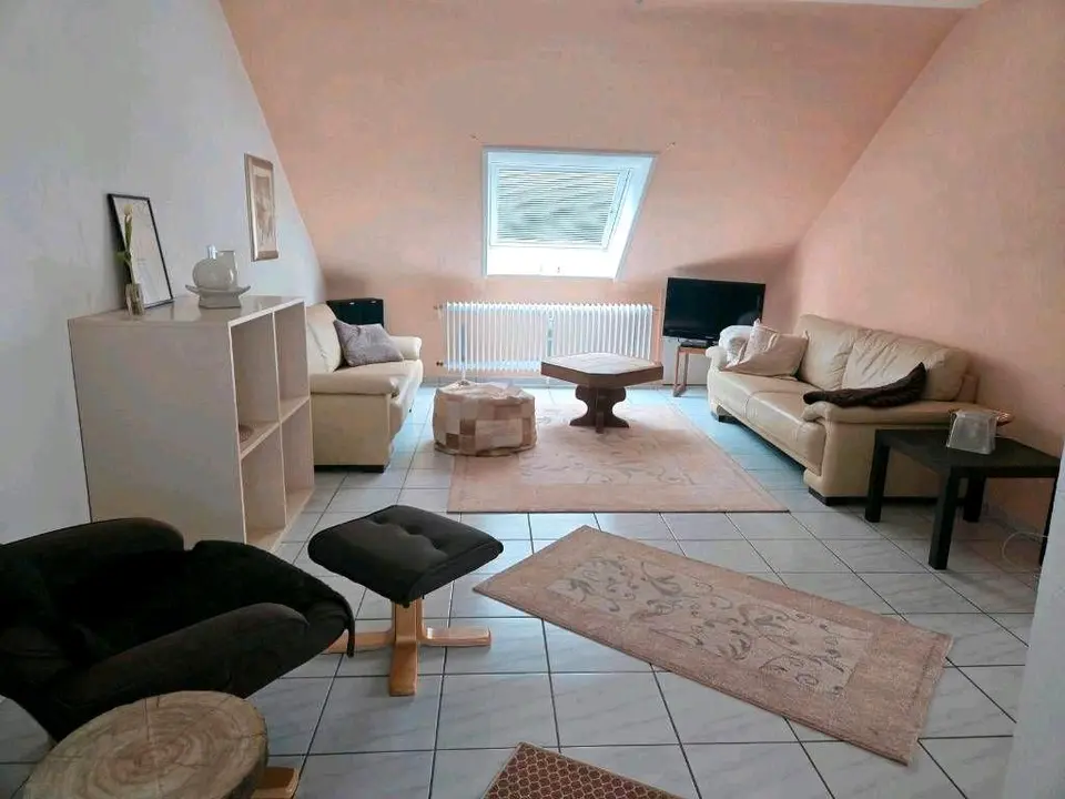 WG-Zimmer mit 58 m² in Saarbrücken – Bild 1