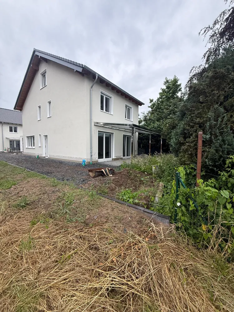 7 Zimmer Haus mit 200 m² in Leverkusen – Bild 1
