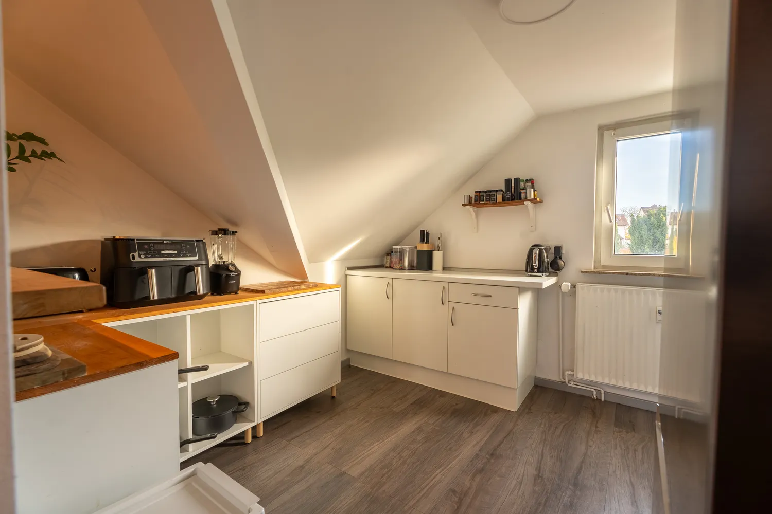 3 Zimmer Wohnung mit 104 m² in Wiesbaden – Bild 1