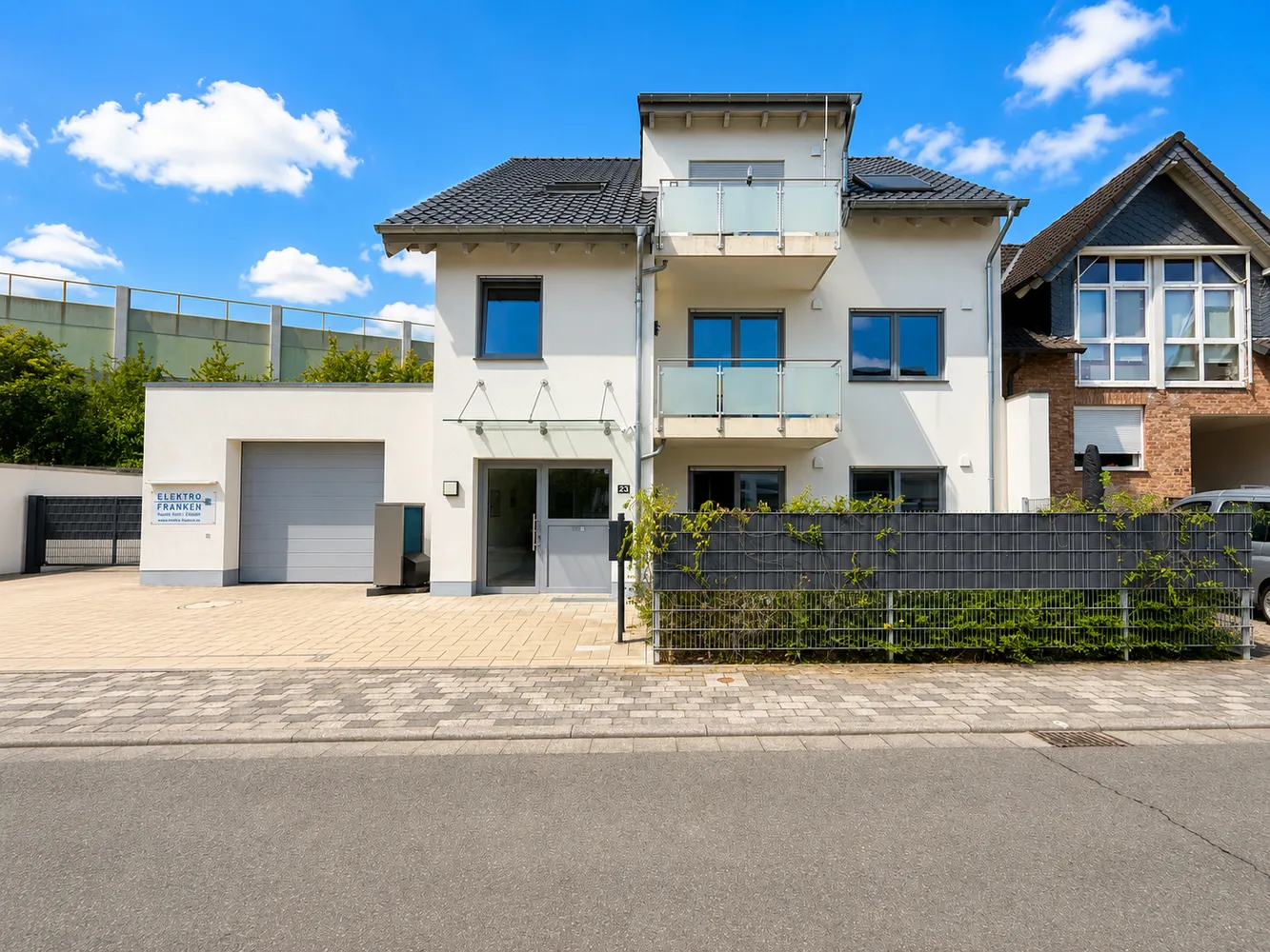 2 Zimmer Wohnung mit 75 m² in Sankt Augustin – Bild 1
