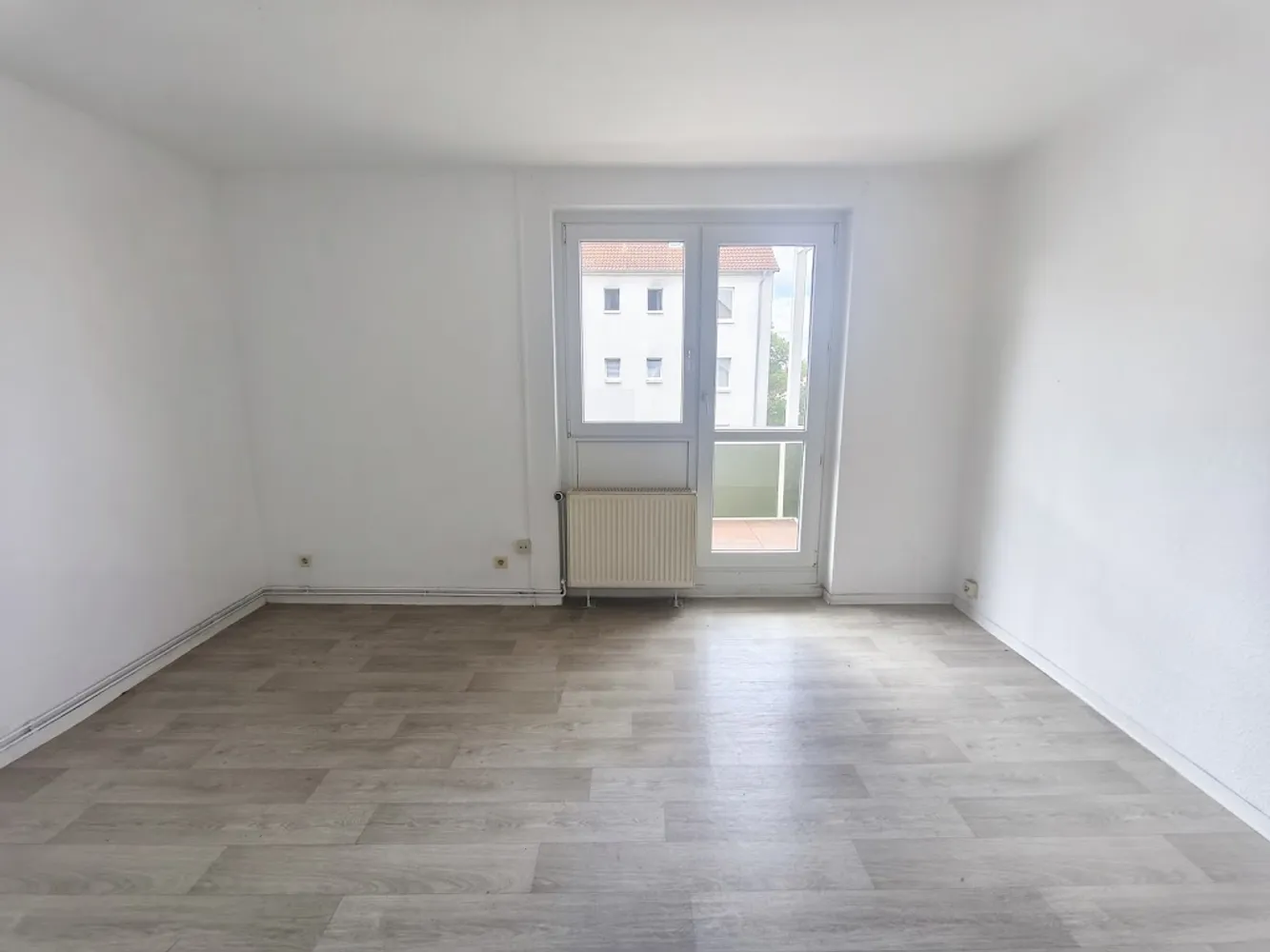 3 Zimmer Wohnung mit 59 m² in Merseburg – Bild 2