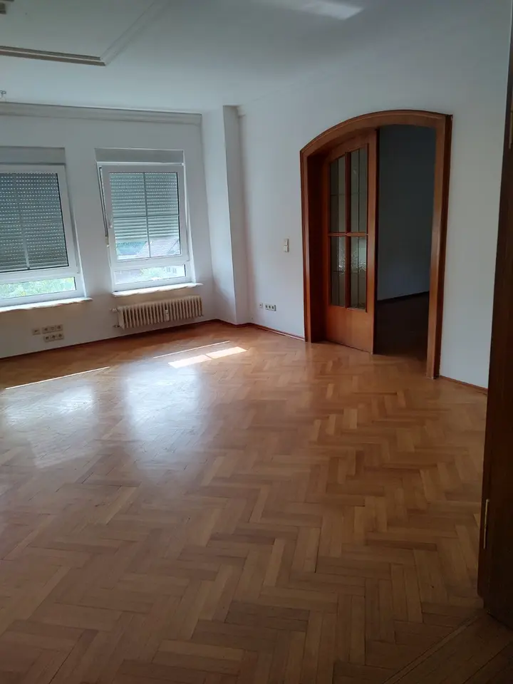 4 Zimmer Wohnung mit 123 m² in Sonneberg – Bild 3