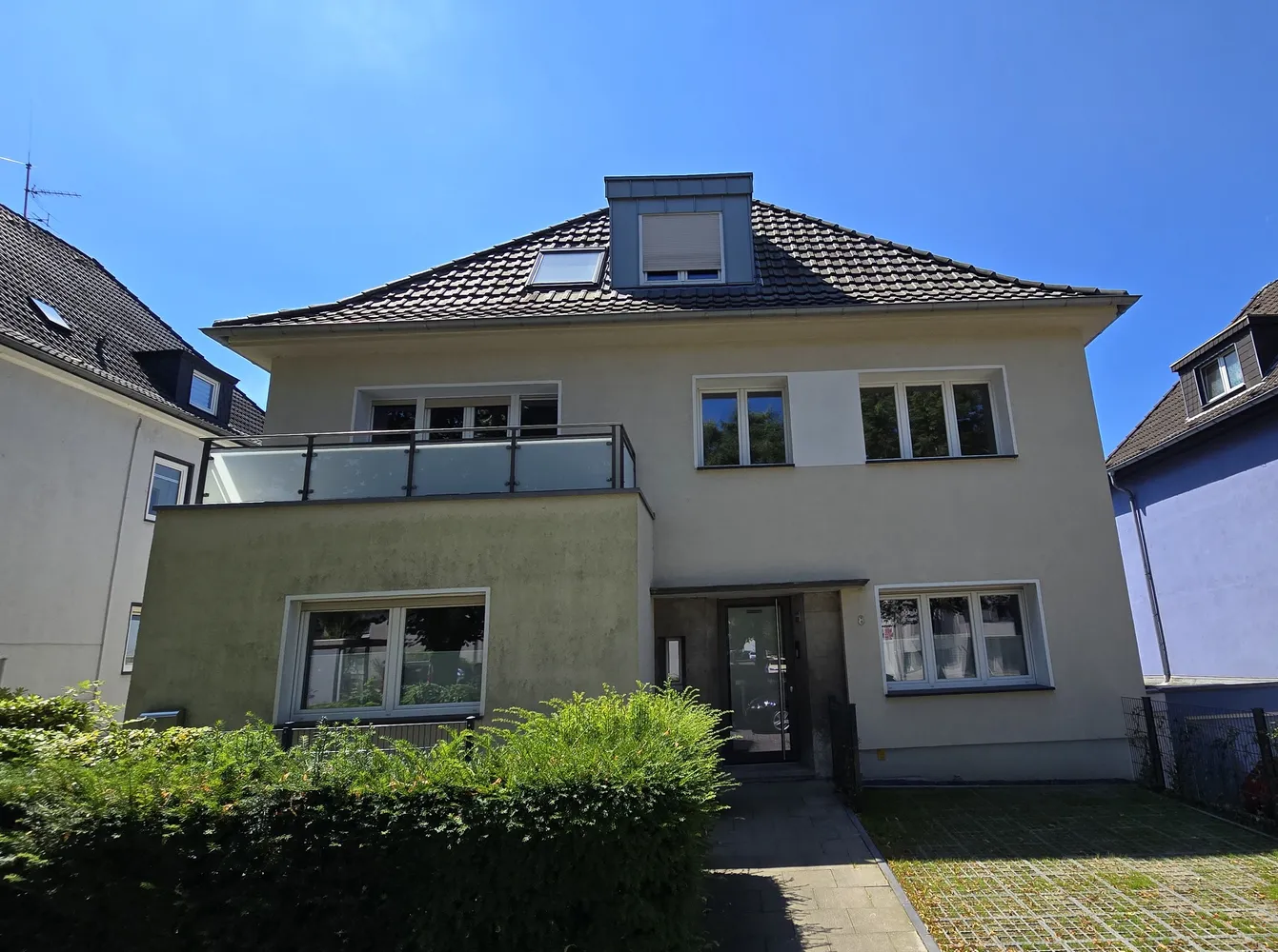 3 Zimmer Wohnung mit 107 m² in Essen – Bild 3