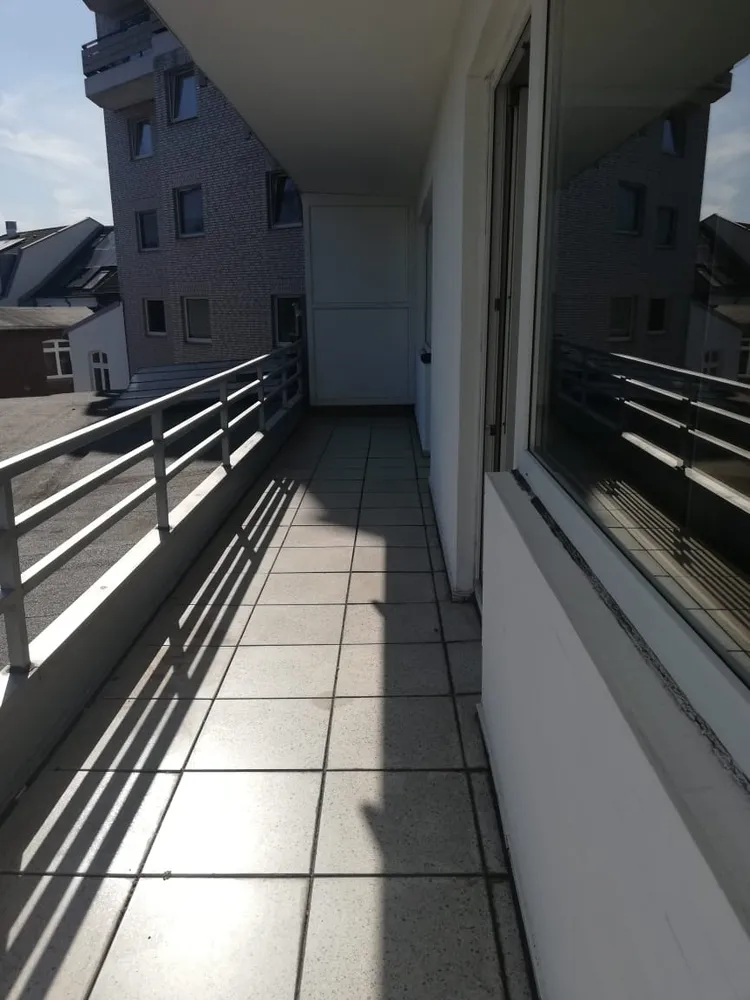 2 Zimmer Wohnung mit 96 m² in Grevenbroich – Bild 3