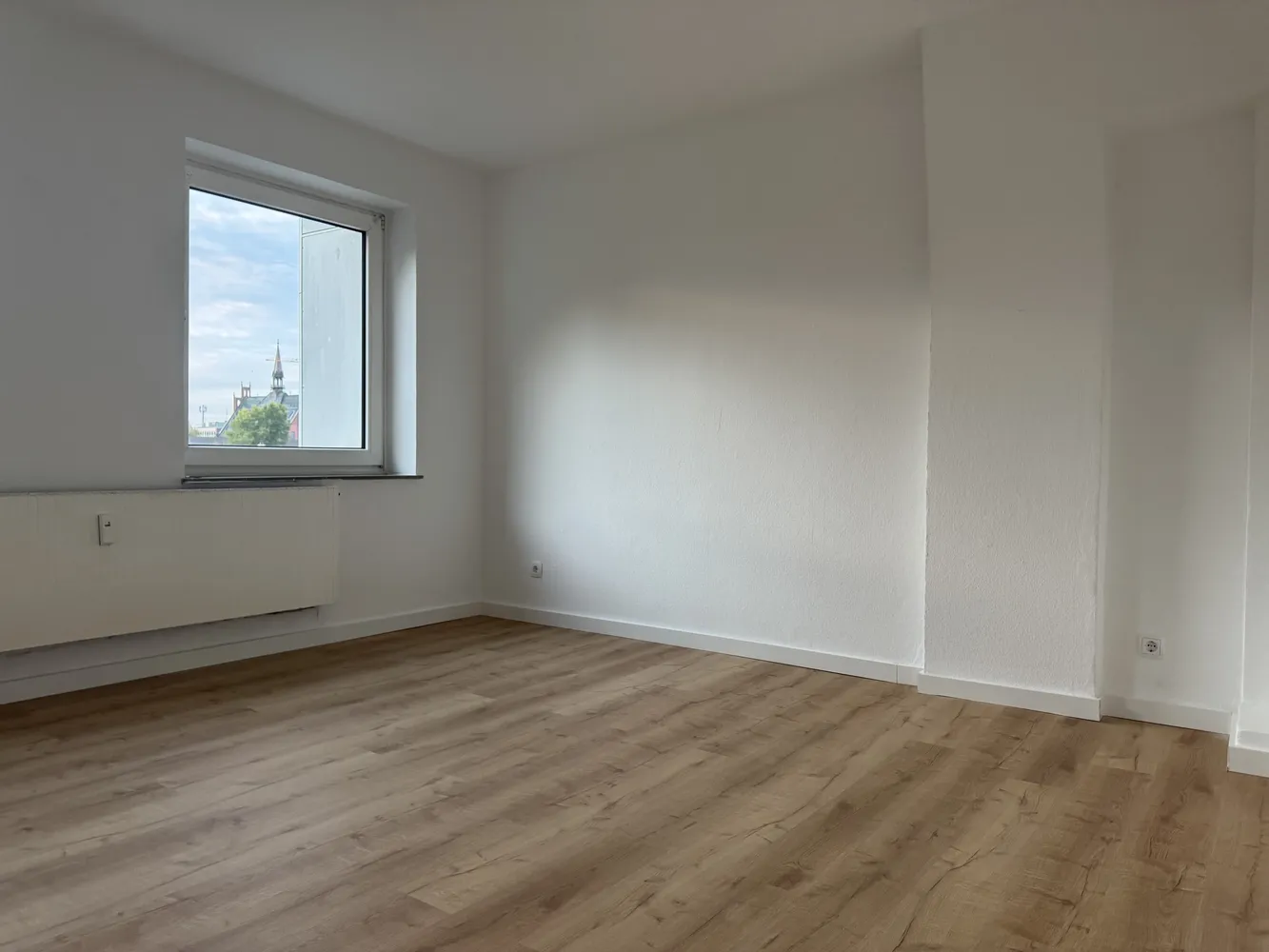3 Zimmer Wohnung mit 81 m² in Neumünster – Bild 2