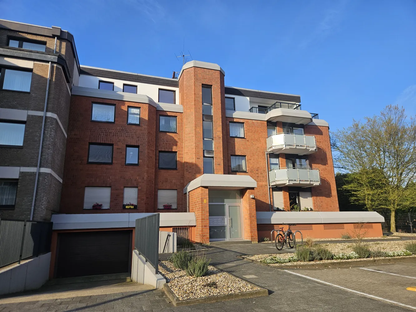 3 room apartment with 79 m² in Düsseldorf – Photo 2