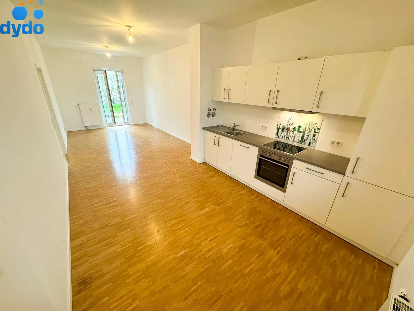 2 Zimmer Wohnung mit 67 m² in Berlin – Bild 1