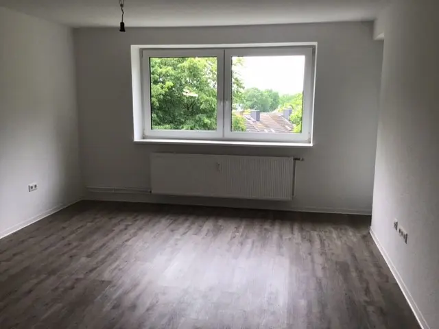 4 Zimmer Wohnung mit 74 m² in Hannover – Bild 1
