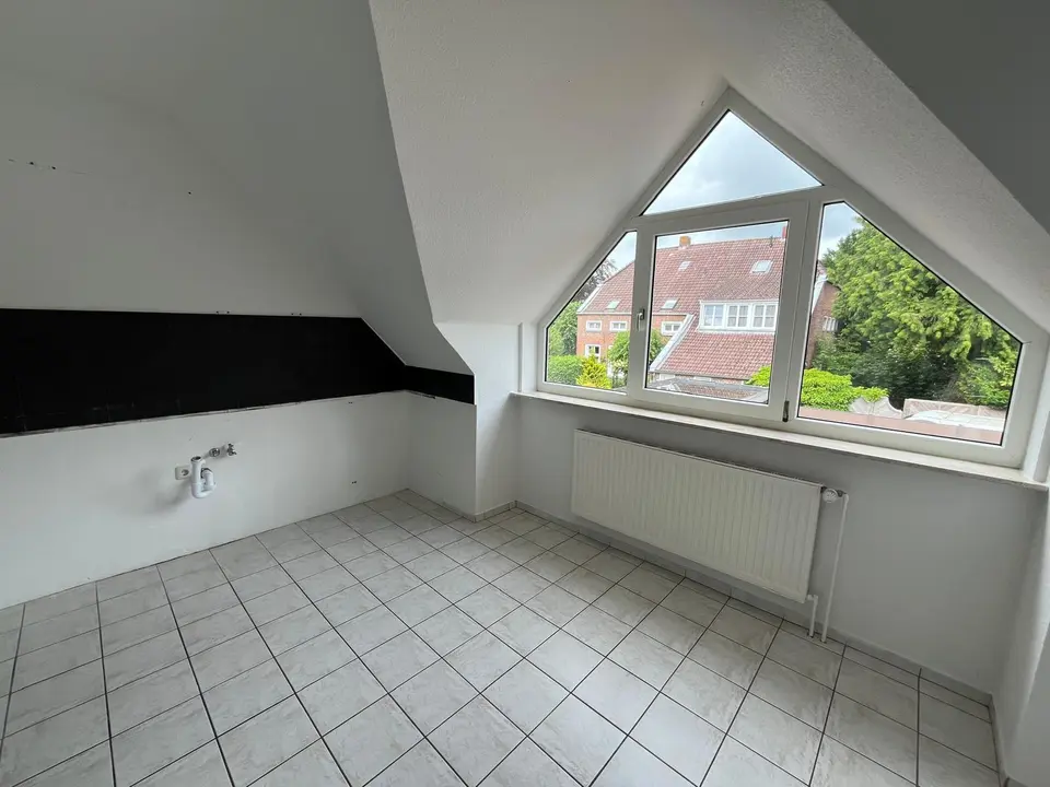 2 Zimmer Wohnung mit 120 m² in Leer – Bild 3