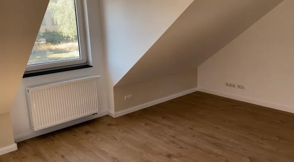 2 Zimmer Wohnung mit 88 m² in Sonneberg – Bild 2
