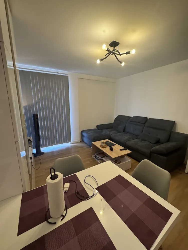 2 Zimmer Wohnung mit 43 m² in Düsseldorf – Bild 2