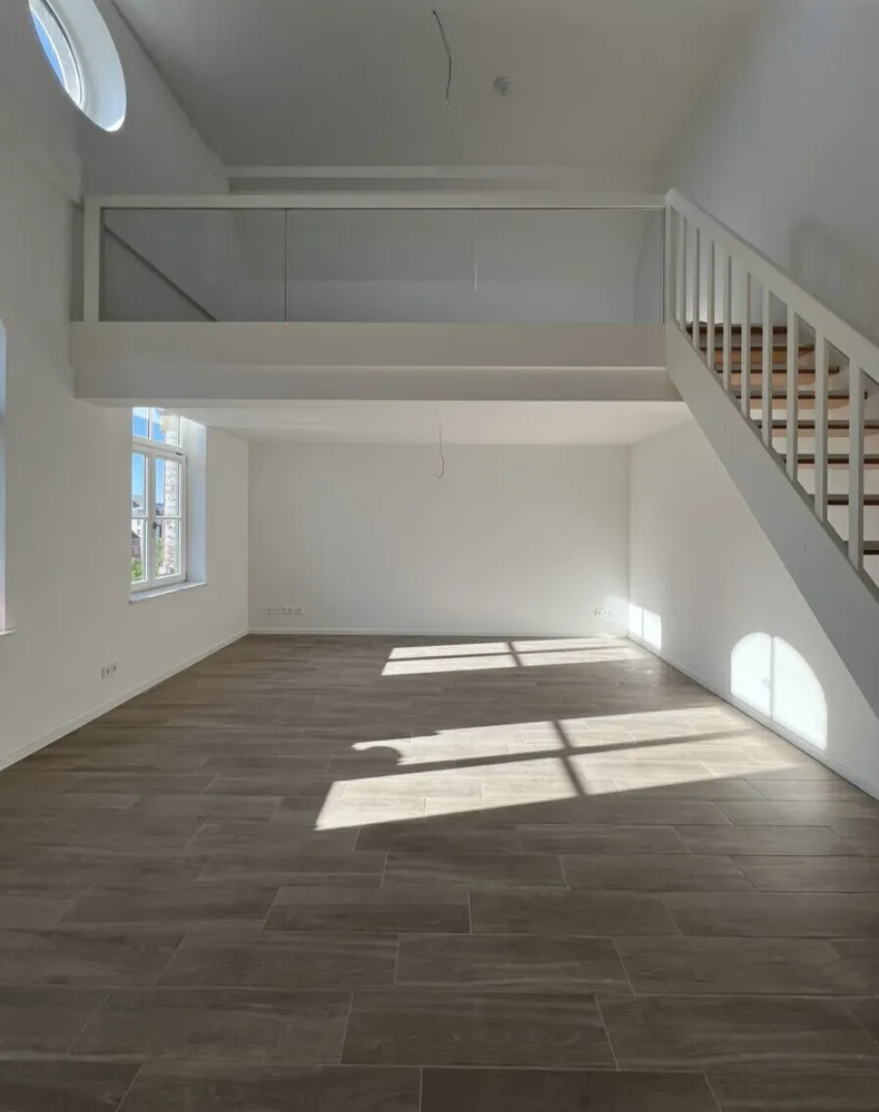 5 Zimmer Wohnung mit 163 m² in Leipzig – Bild 1