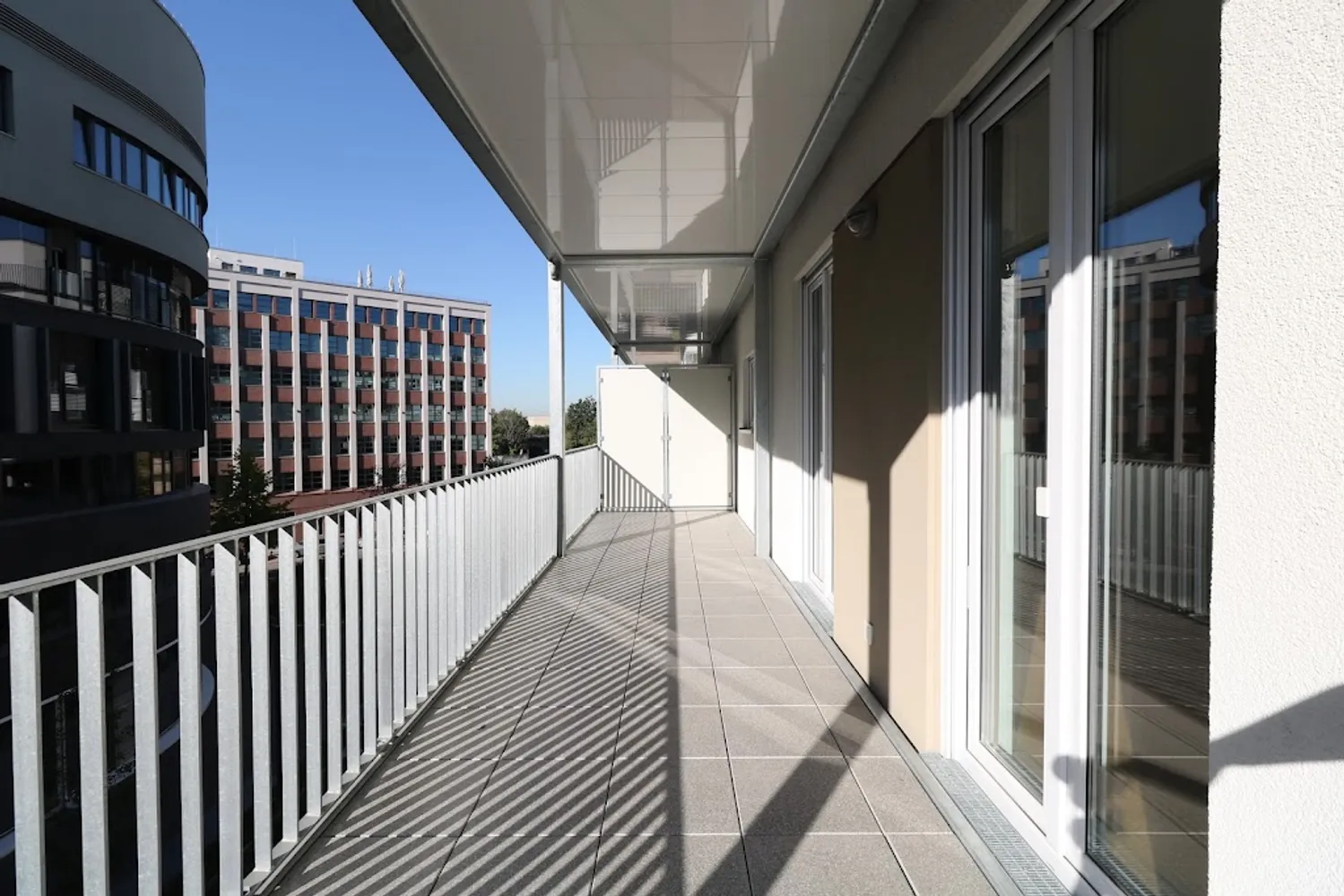 4 Zimmer Wohnung mit 106 m² in Frankfurt am Main – Bild 4