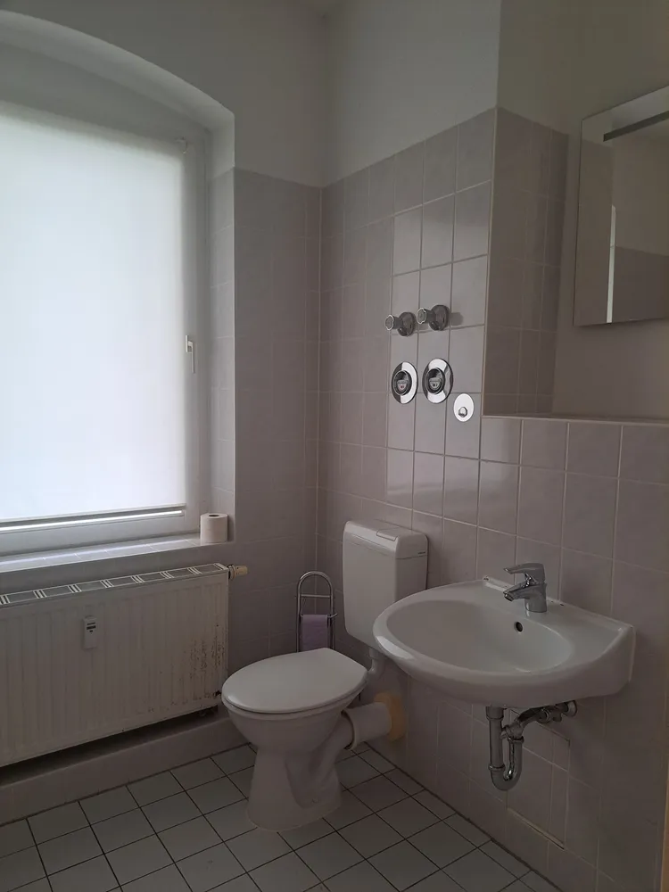 3 Zimmer Wohnung mit 80 m² in Halle (Saale) – Bild 4