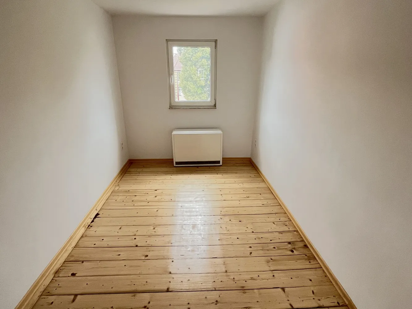 4 Zimmer Wohnung mit 70 m² in Jena – Bild 1