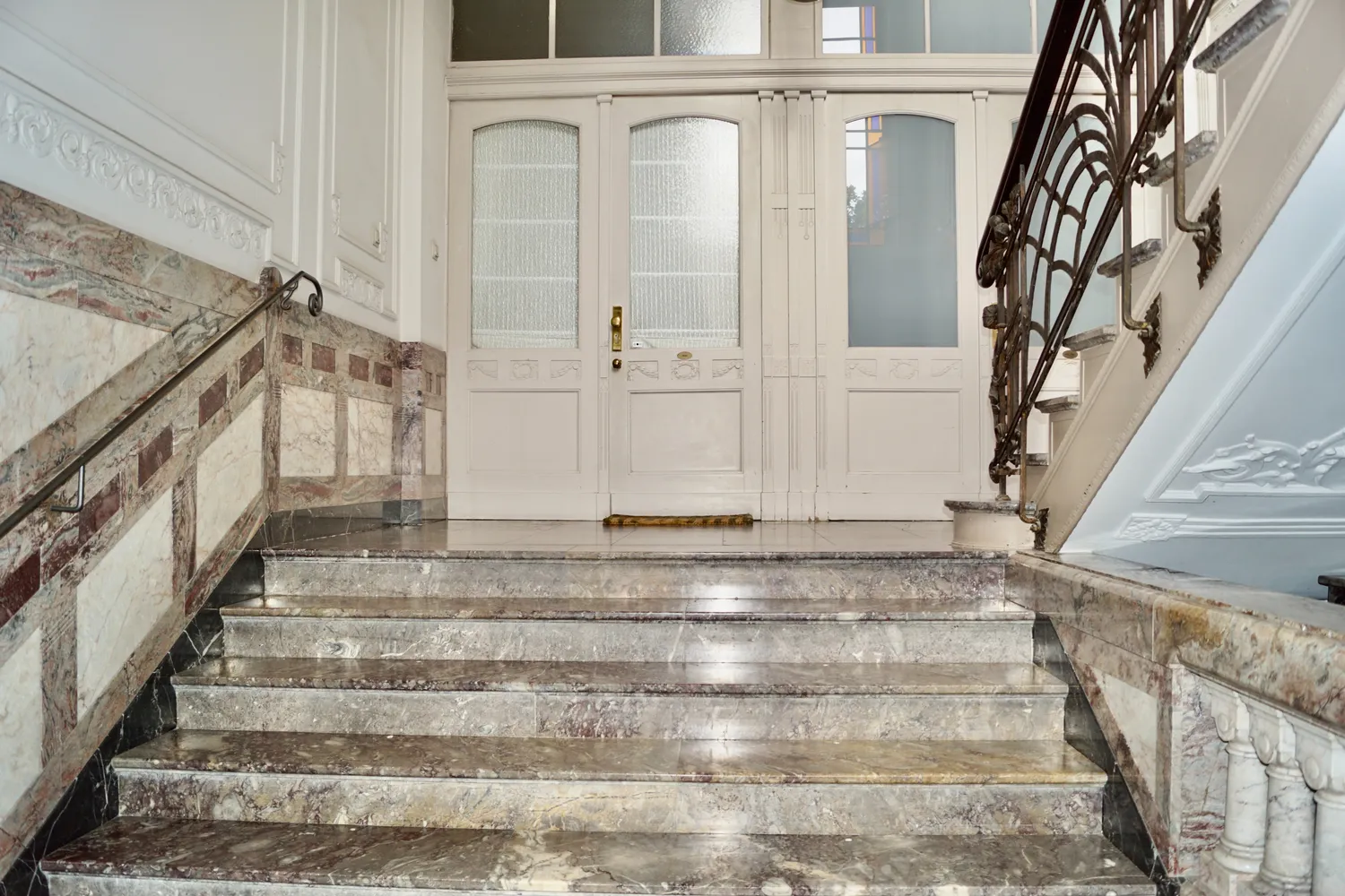 4 Zimmer Wohnung mit 121 m² in Wiesbaden – Bild 11