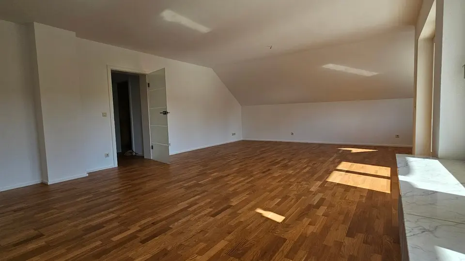 4 room apartment with 127 m² in Königswinter – Photo 2
