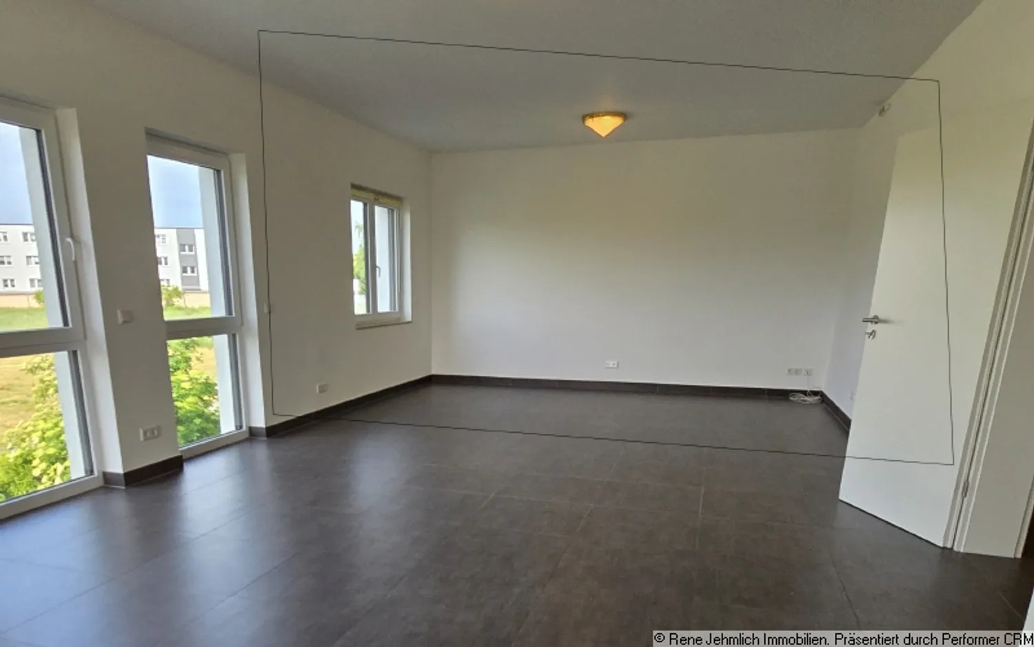 4 Zimmer Wohnung mit 138 m² in Chemnitz – Bild 2
