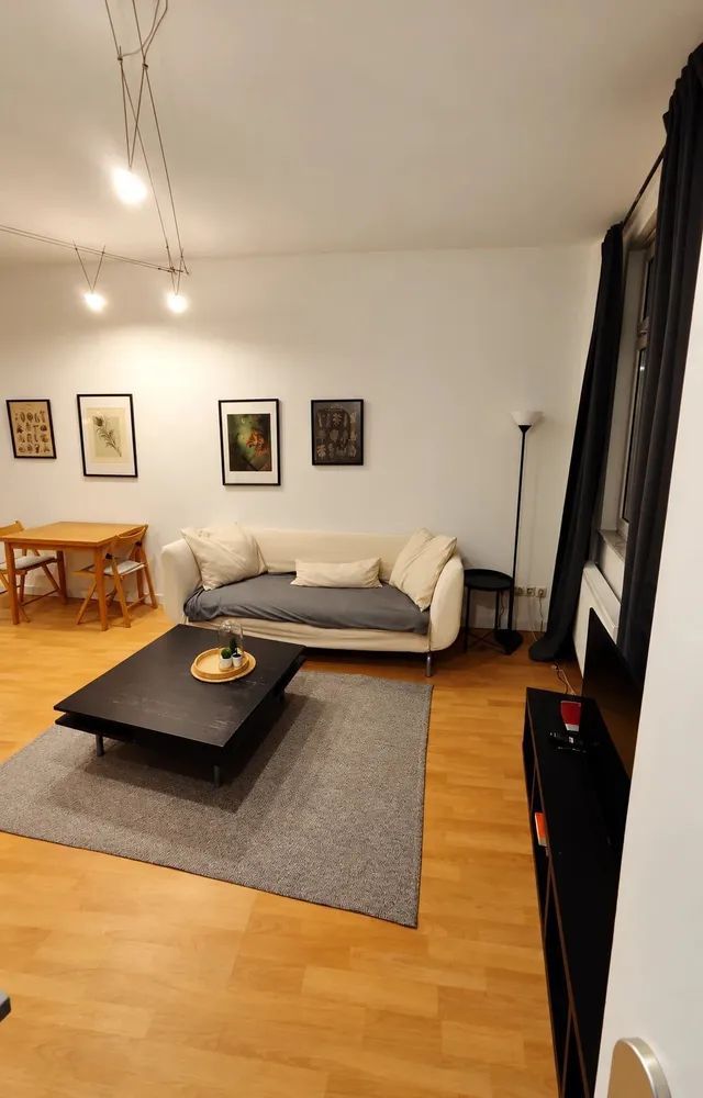 2 room apartment with 50 m² in Cologne – Photo 2