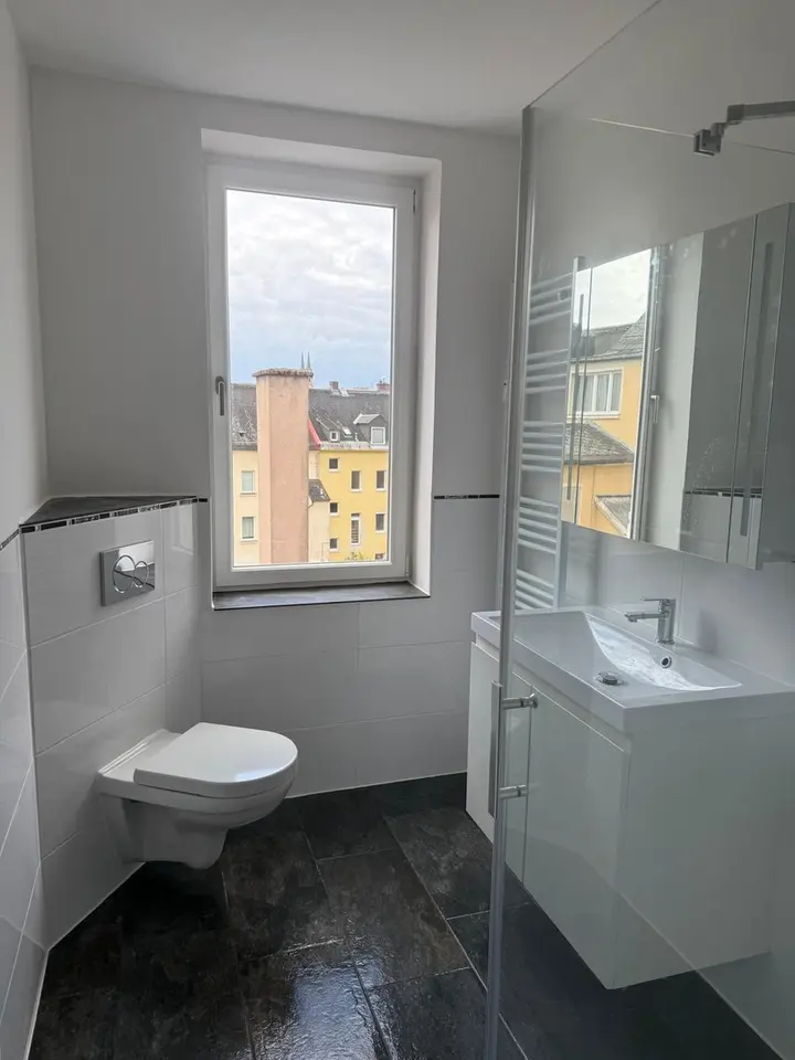4 Zimmer Wohnung mit 94 m² in Hof – Bild 4