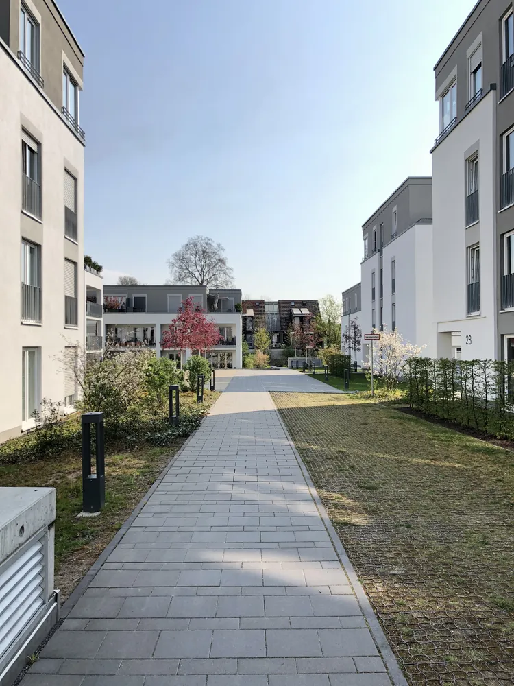 4 Zimmer Wohnung mit 100 m² in Wiesbaden – Bild 1