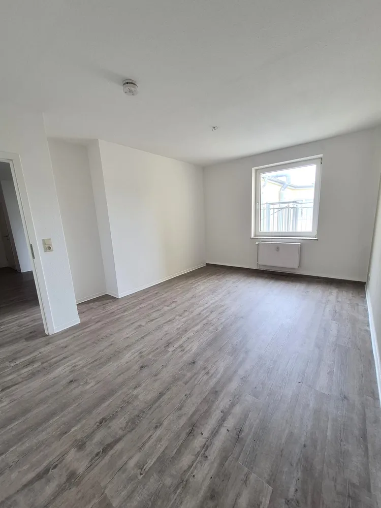 3 Zimmer Wohnung mit 90 m² in Magdeburg – Bild 2