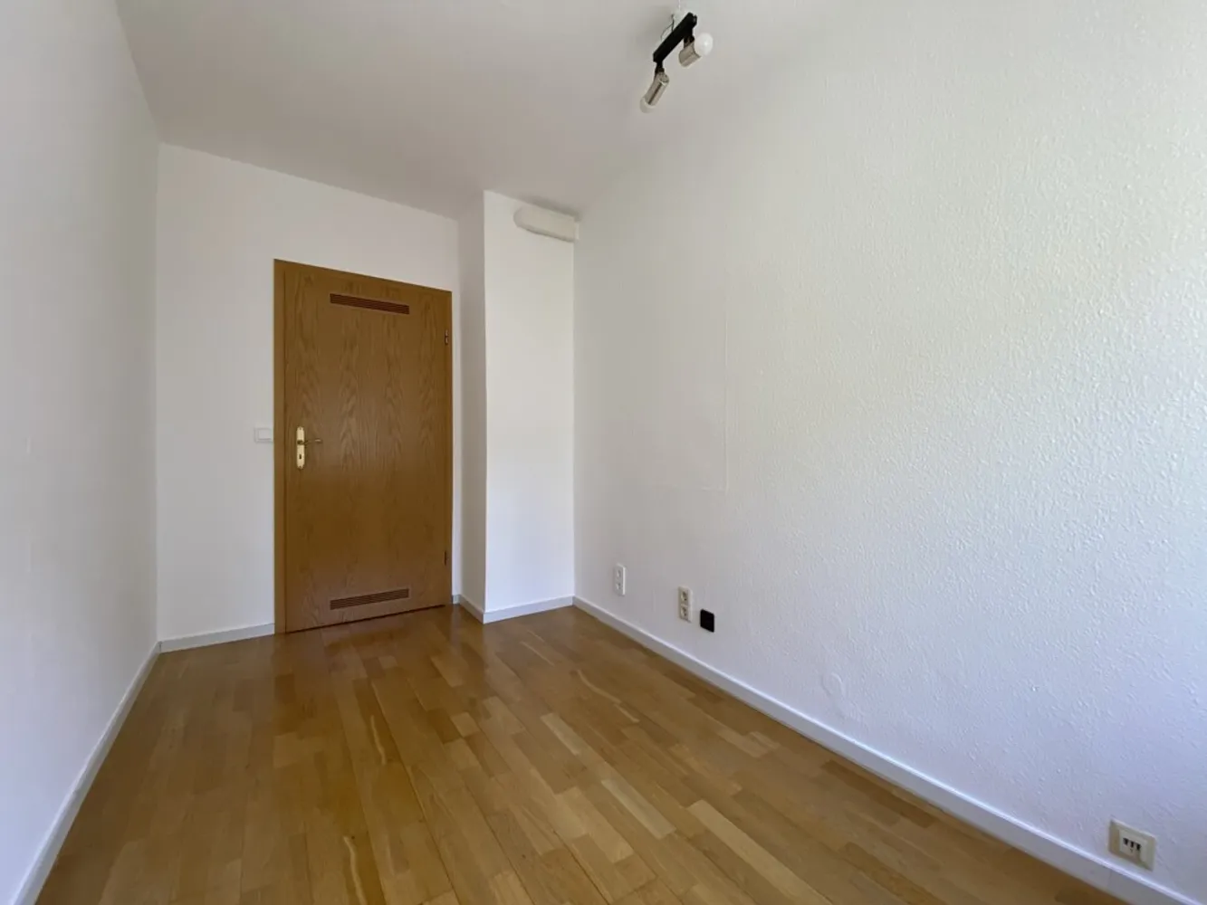 4 Zimmer Wohnung mit 107 m² in Stuttgart – Bild 11