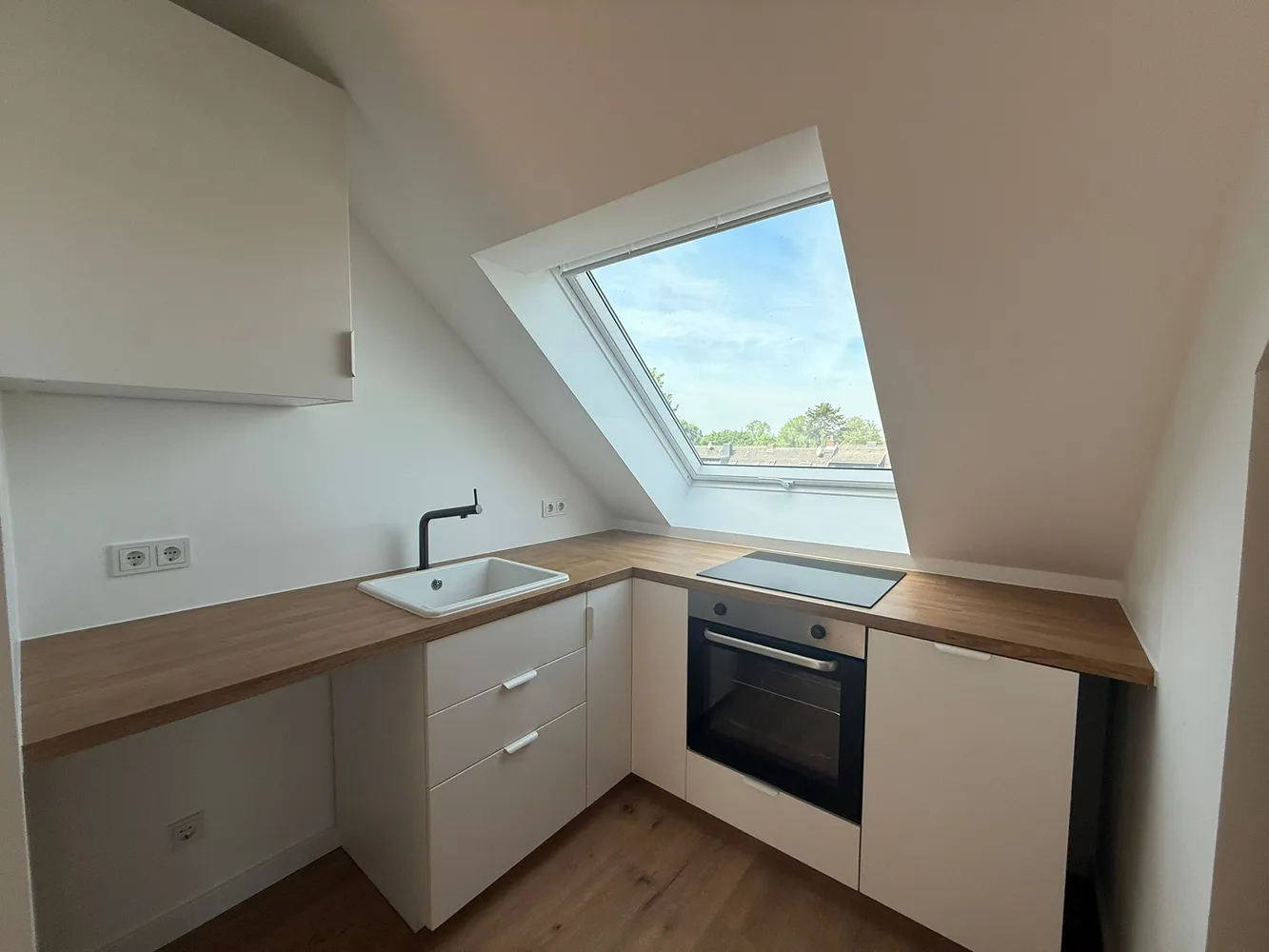 2 Zimmer Wohnung mit 65 m² in Neuss – Bild 4
