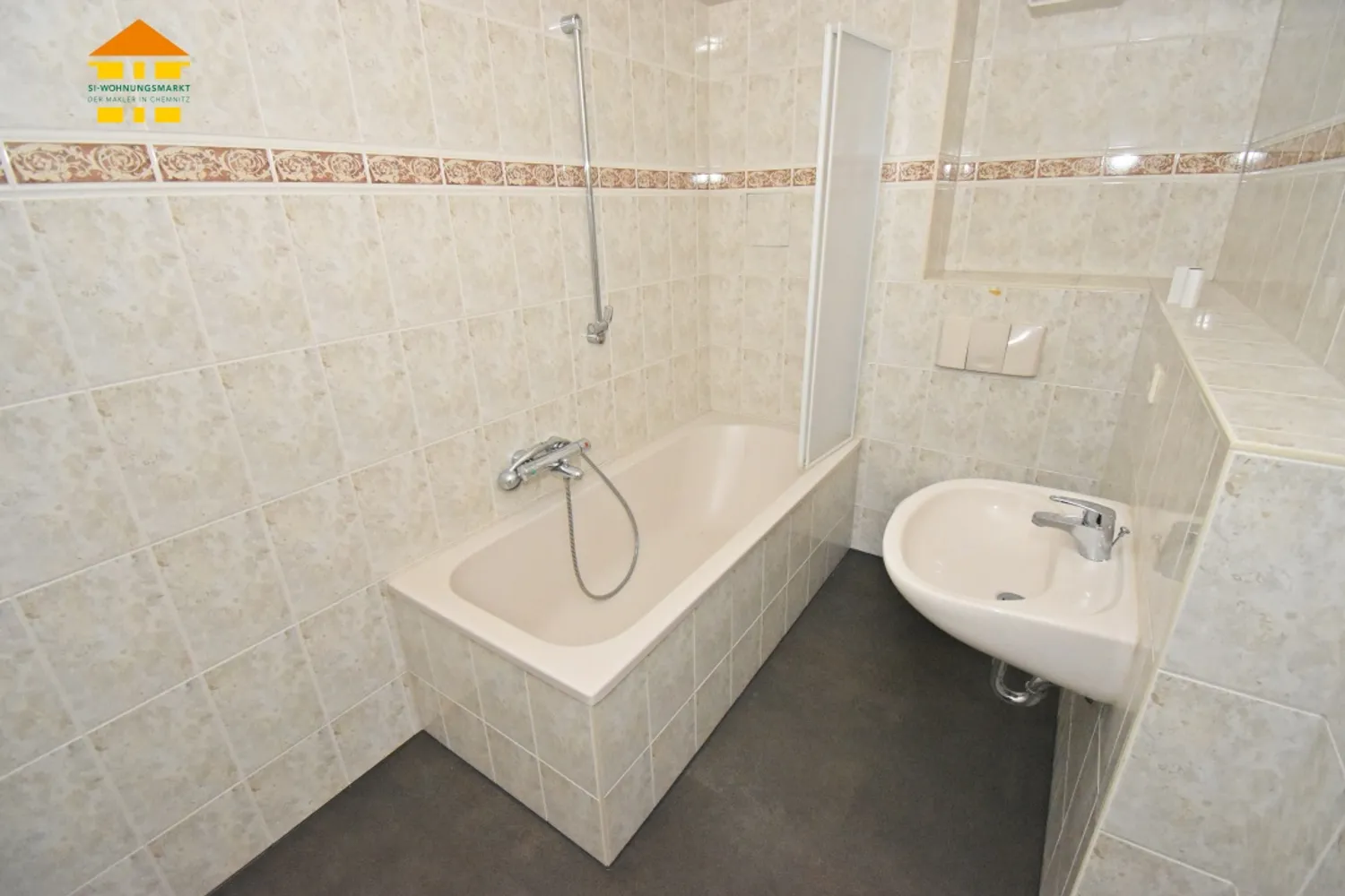 2 room apartment with 74 m² in Chemnitz – Photo 10