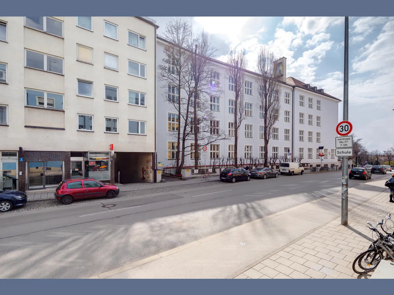 2 room apartment with 55 m² in Munich – Photo 4