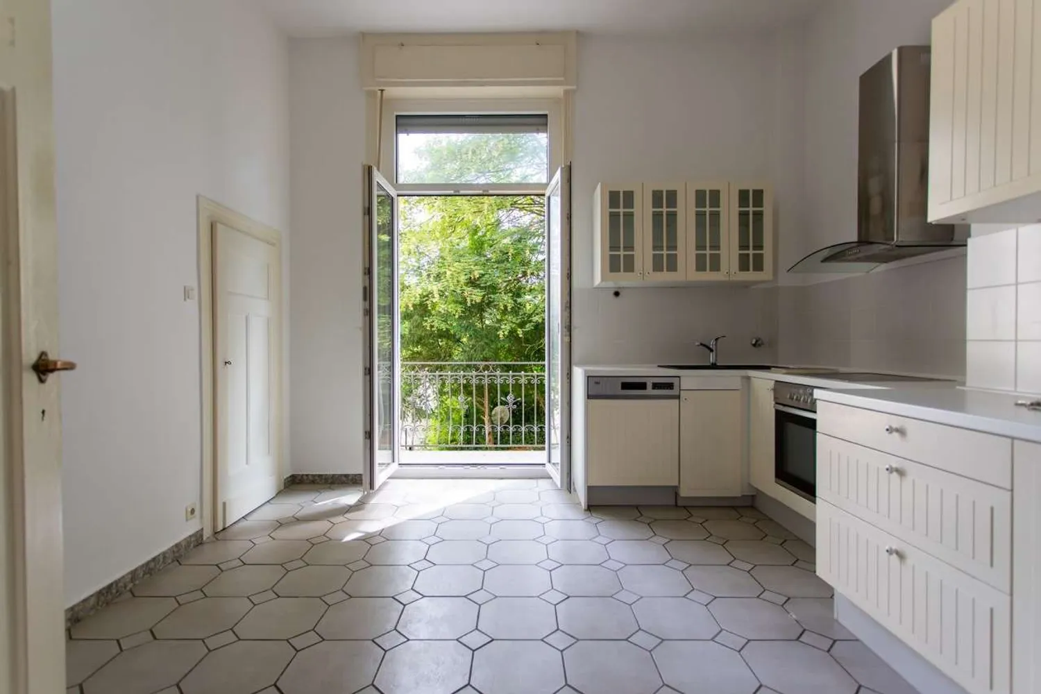 3 Zimmer Wohnung mit 112 m² in Wiesbaden – Bild 11