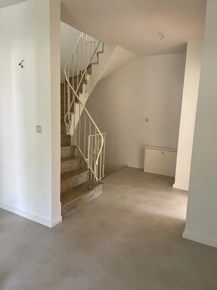 4 Zimmer Haus mit 113 m² in Lübeck – Bild 2