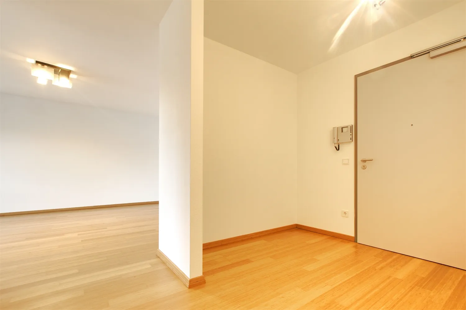2 Zimmer Wohnung mit 68 m² in Frankfurt am Main – Bild 7