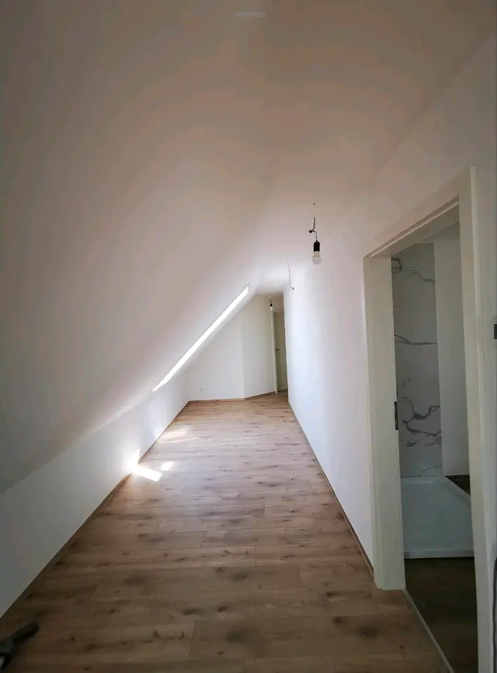 4 Zimmer Wohnung mit 120 m² in Eilenburg – Bild 2