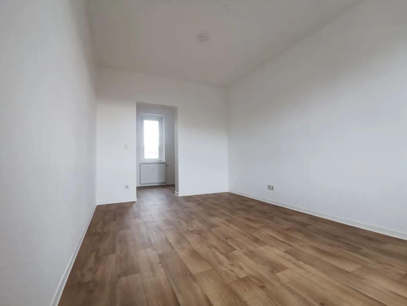 4 Zimmer Wohnung mit 99 m² in Dessau-Roßlau – Bild 7