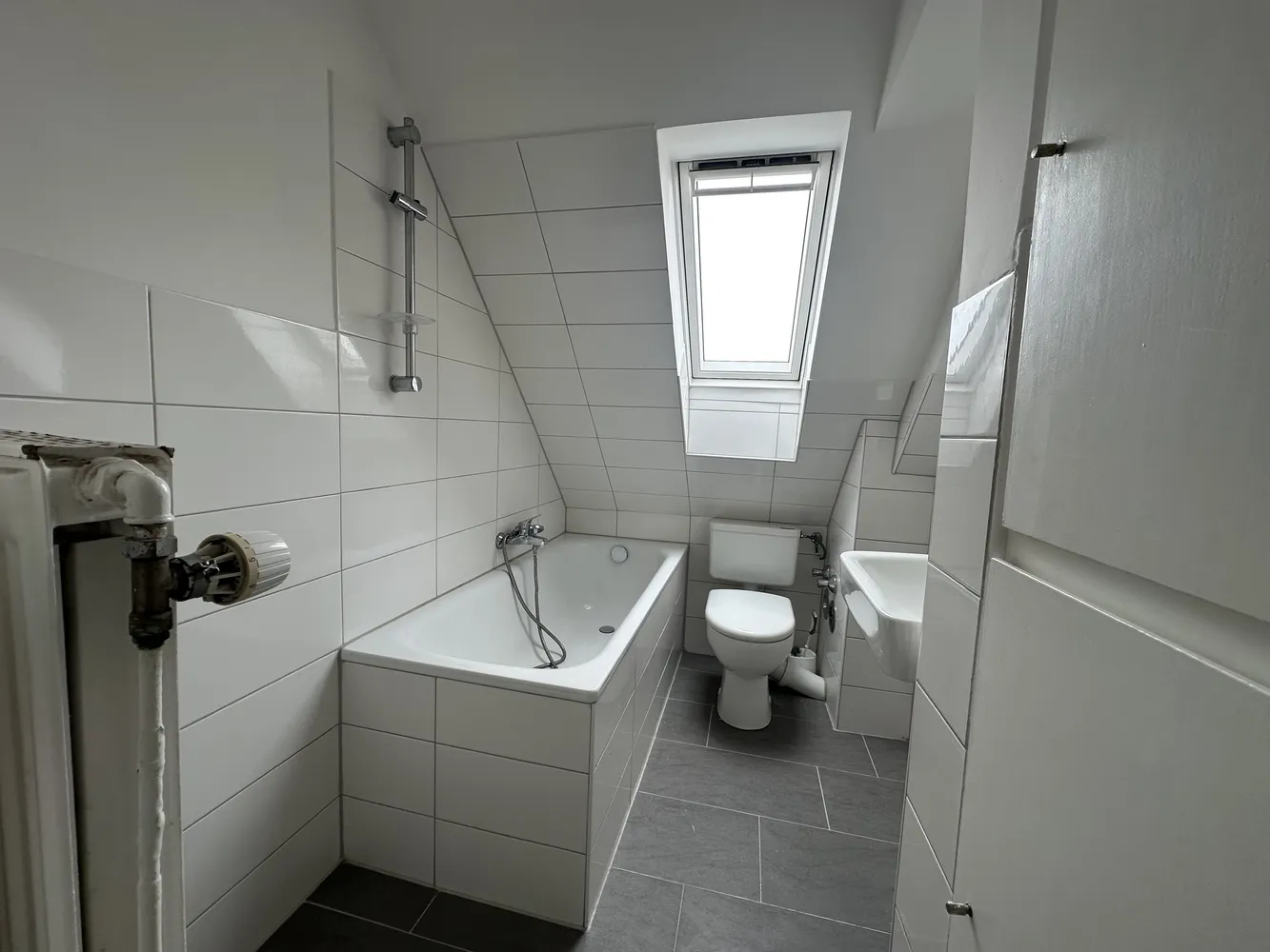 4 Zimmer Wohnung mit 54 m² in Hannover – Bild 1