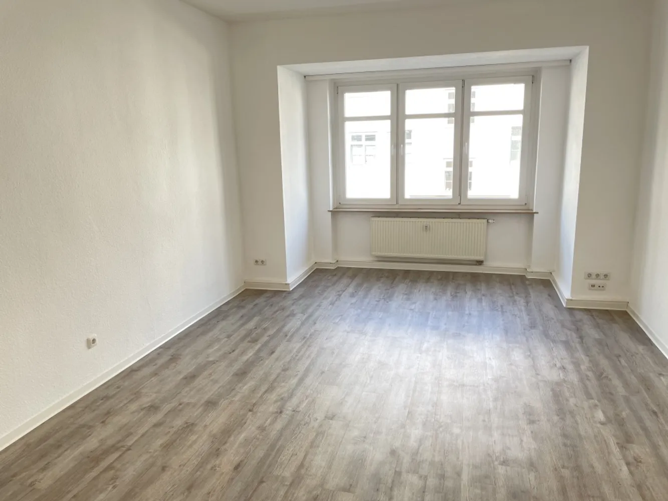 4 room apartment with 89 m² in Magdeburg – Photo 2