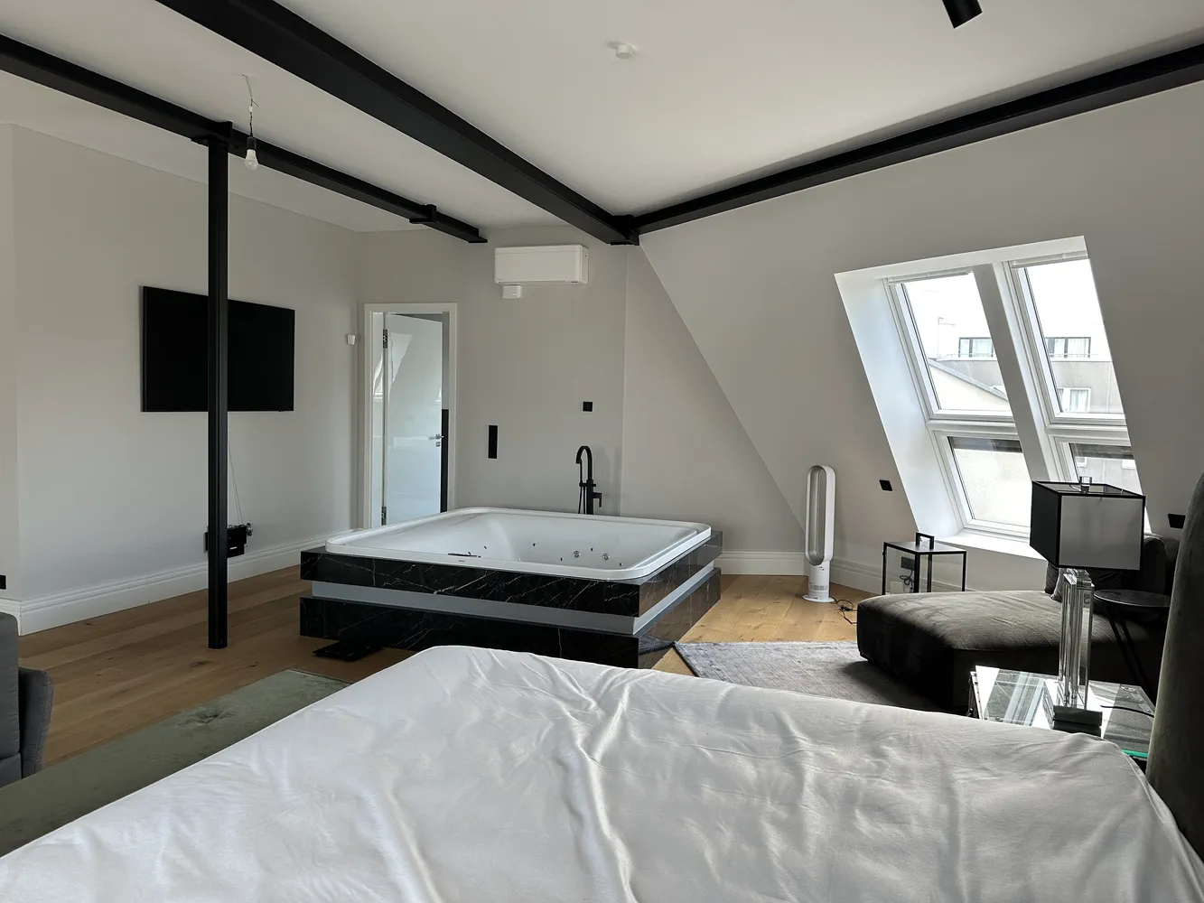 3 Zimmer Wohnung mit 240 m² in Berlin – Bild 8