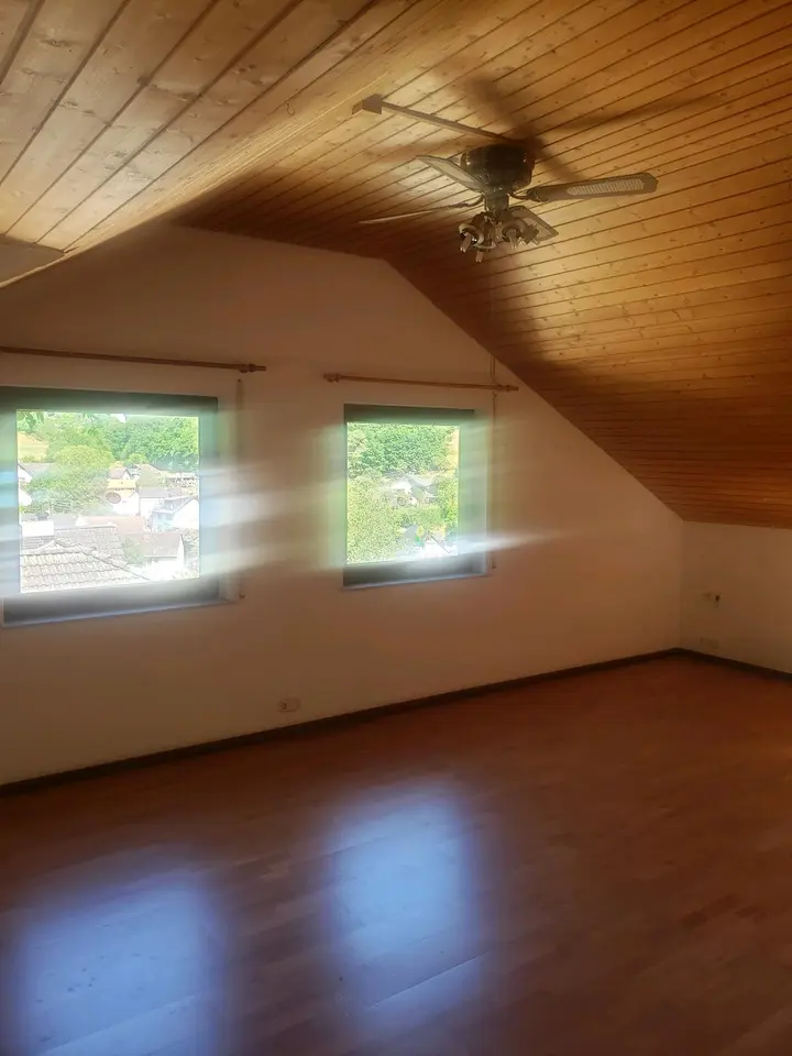 3 Zimmer Wohnung mit 87 m² in Euskirchen – Bild 1