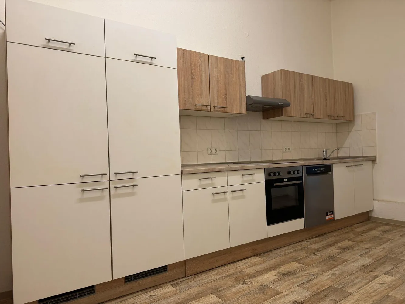 8 Zimmer Wohnung mit 220 m² in Halberstadt – Bild 11
