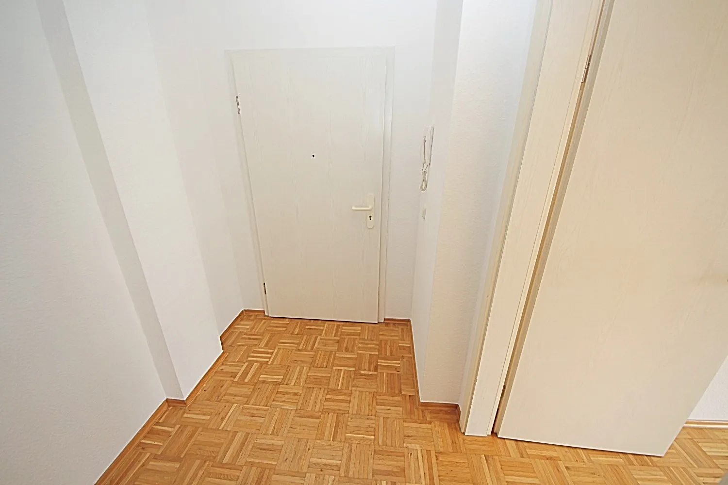 1 room apartment with 30 m² in Magdeburg – Photo 10