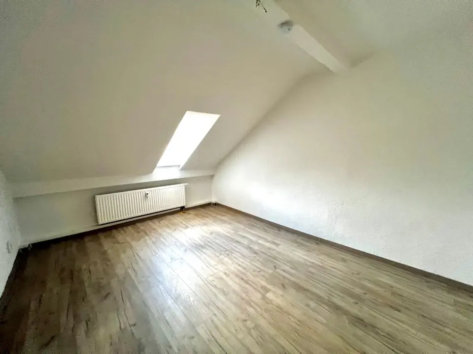 3 Zimmer Wohnung mit 75 m² in Aue-Bad Schlema – Bild 2