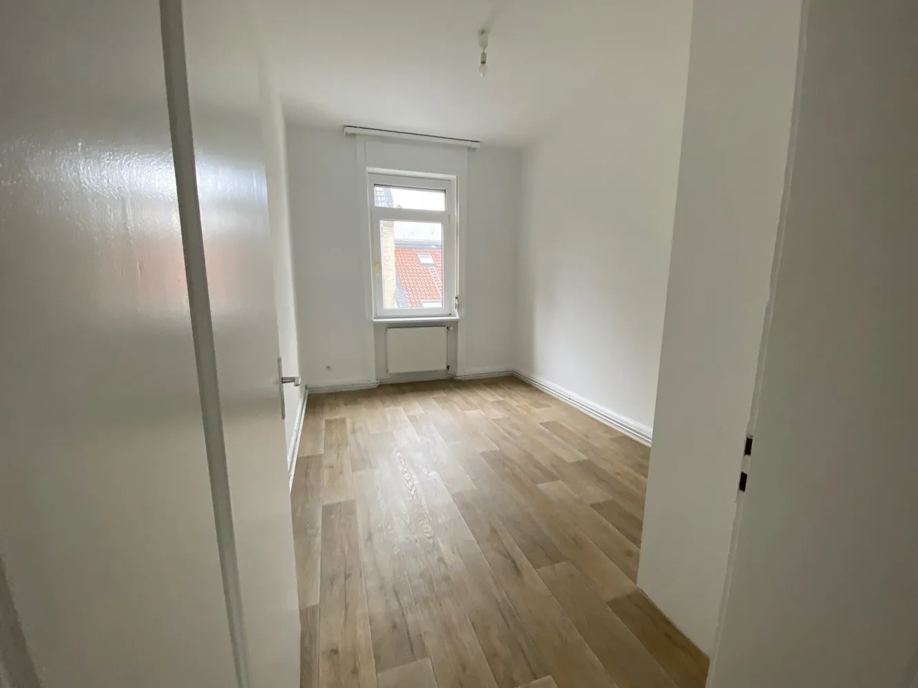 2 Zimmer Wohnung mit 50 m² in Wiesbaden – Bild 2