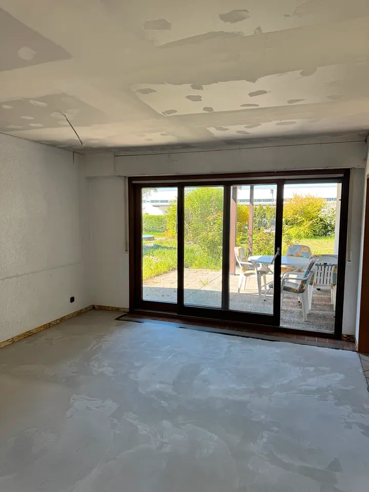 8 Zimmer Wohnung mit 18 m² in Augsburg – Bild 2