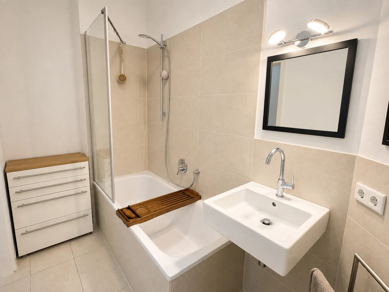 2 Zimmer Wohnung mit 63 m² in Düsseldorf – Bild 5