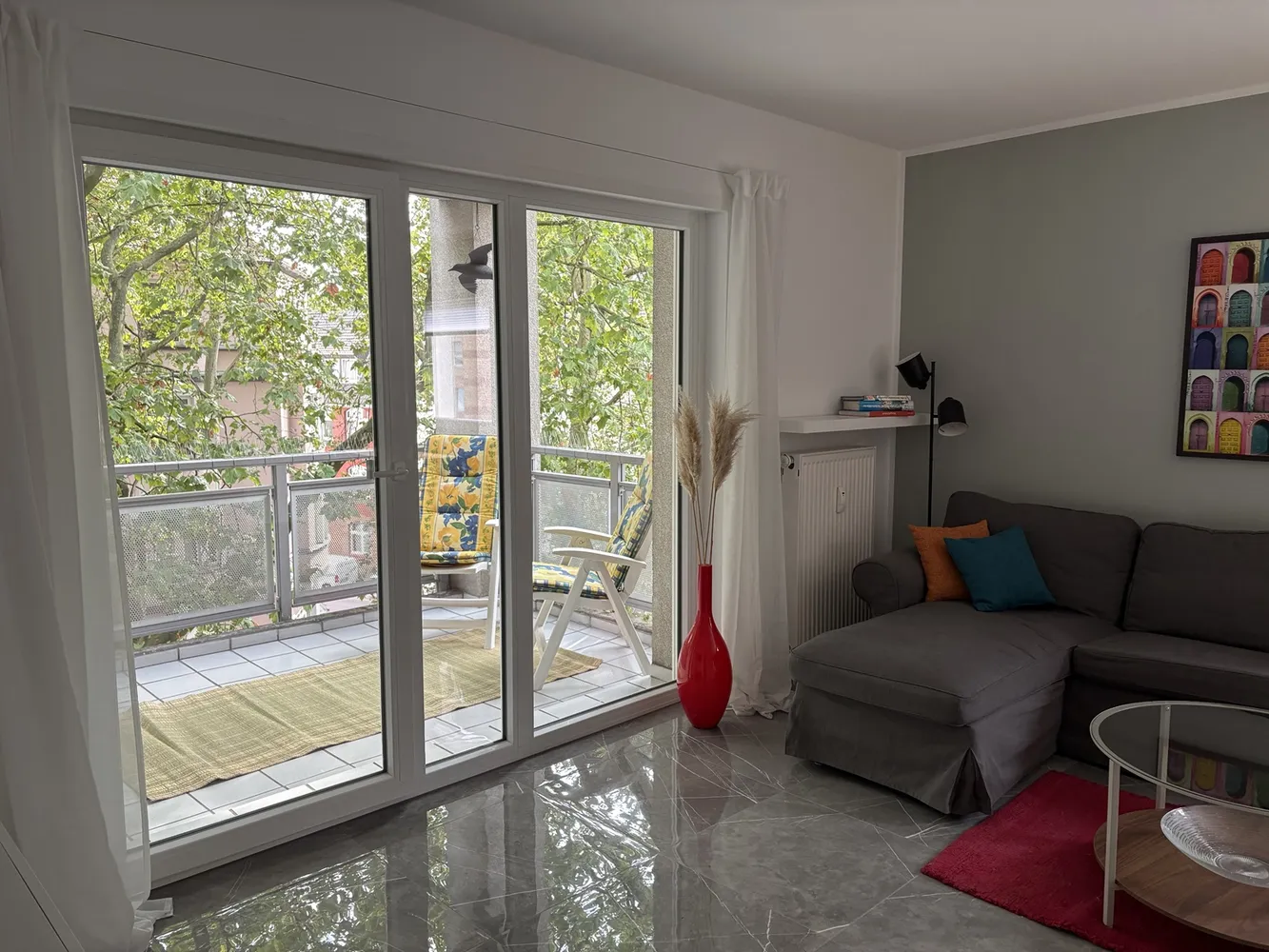 2 Zimmer Wohnung mit 60 m² in Düsseldorf – Bild 1