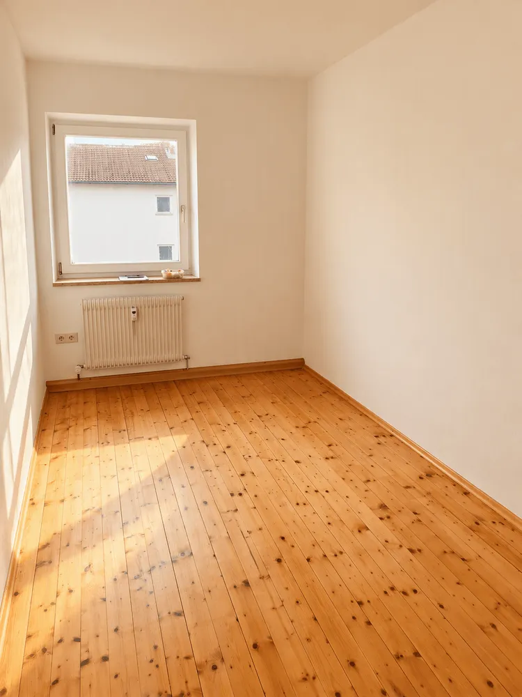 3 Zimmer Wohnung mit 70 m² in Amberg – Bild 2