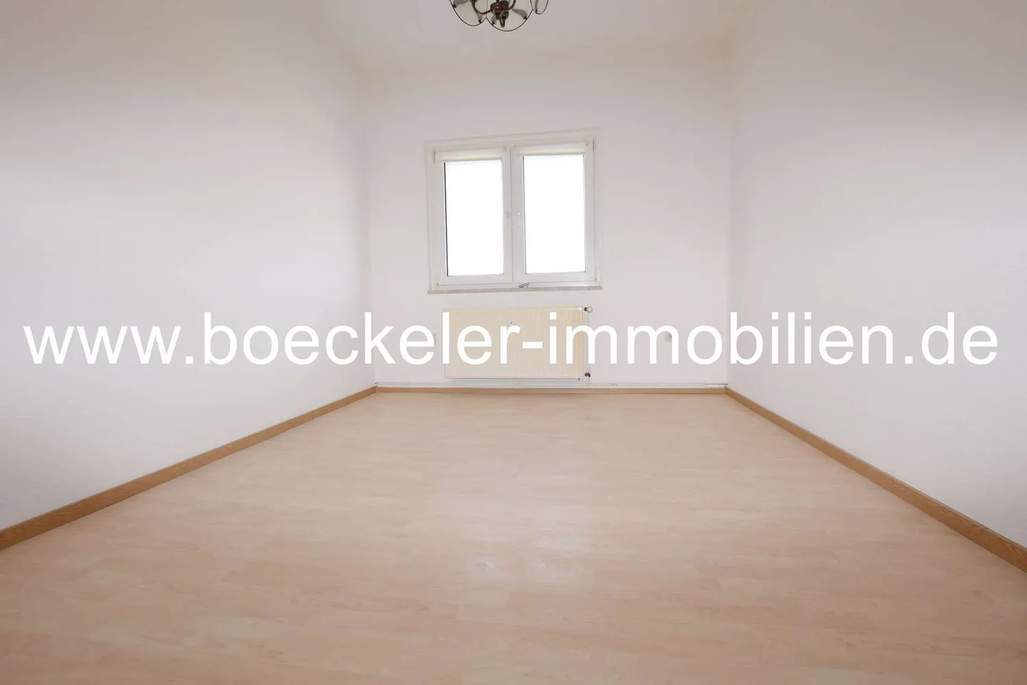 2 Zimmer Wohnung mit 47 m² in Naumburg (Saale) – Bild 1